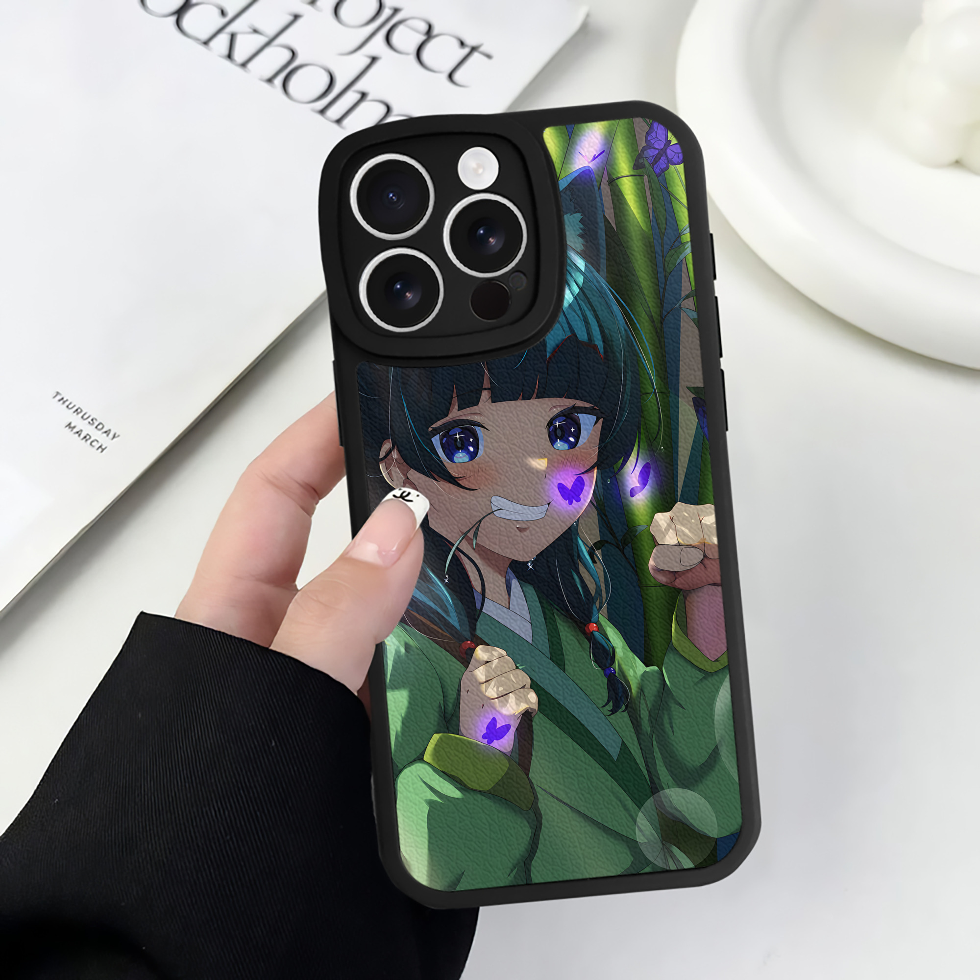 （画像用） 薬屋のひとりごと The Apothecary Diaries 【iPhone 16シリーズ対応】シリコンスマホケース（レザー調） 材質：シリコン